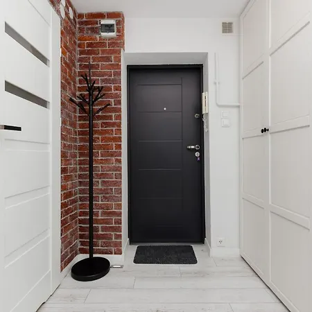 Bright&cozy Near Metro Marymont By Renters Apartament *