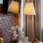Bright & Cozy Near Metro Marymont By Renters Apartment *